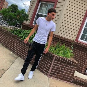 Meet your Posher, Jake